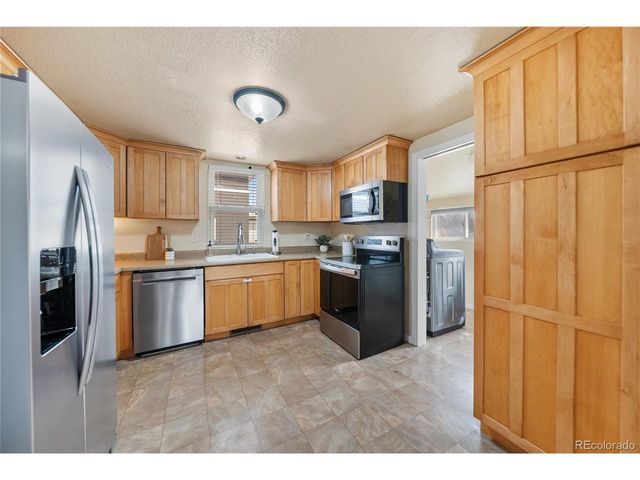 550 Custer Ave, Akron, CO 80720