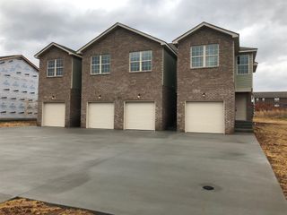 1716 Manning Dr # 3, Clarksville, TN 37042