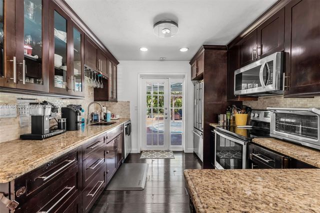12945 SW 82nd Avenue, Pinecrest, FL 33156
