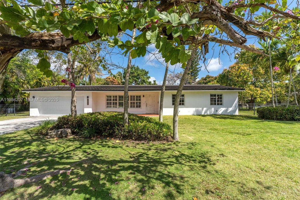 12945 SW 82nd Avenue, Pinecrest, FL 33156