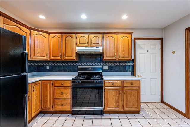 9 Timber Trail Drive, Hempfield Twp, PA 15601