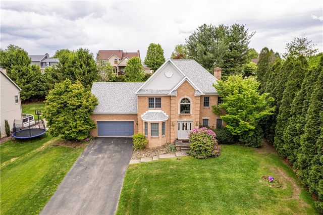 9 Timber Trail Drive, Hempfield Twp, PA 15601