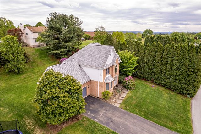 9 Timber Trail Drive, Hempfield Twp, PA 15601