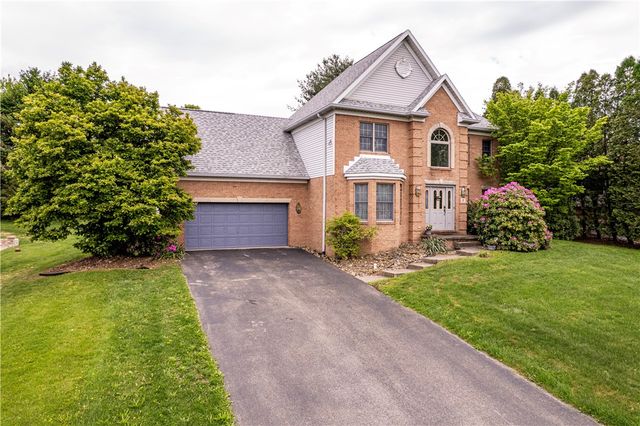 9 Timber Trail Drive, Hempfield Twp, PA 15601