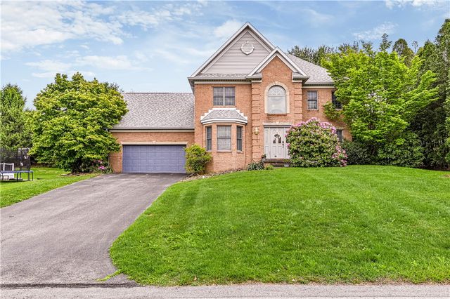 9 Timber Trail Drive, Hempfield Twp, PA 15601