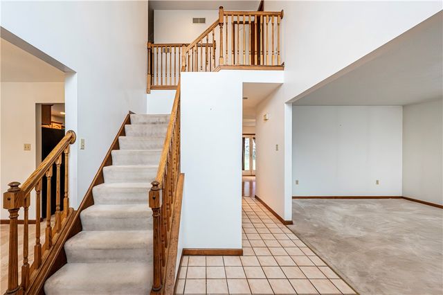 9 Timber Trail Drive, Hempfield Twp, PA 15601