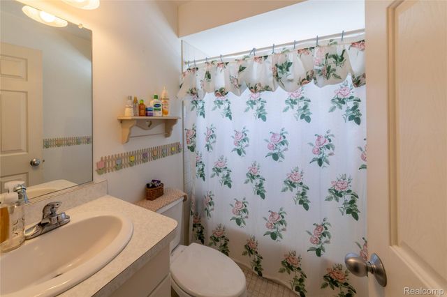 27750 Bell Road, Huron Charter Township, MI 48164