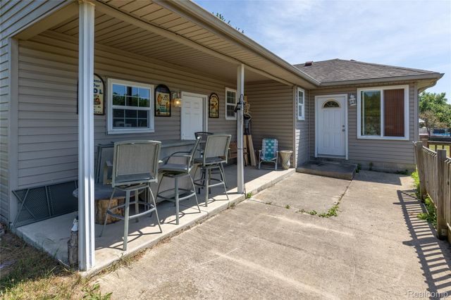 27750 Bell Road, Huron Charter Township, MI 48164