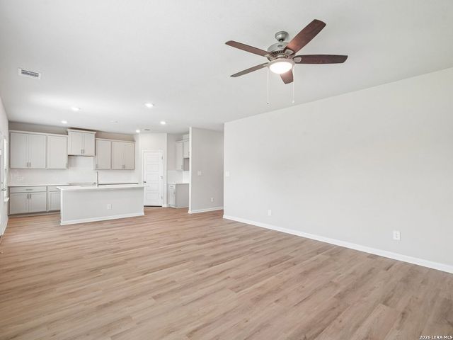 4614 Yellowstone Way, San Antonio, TX 78245