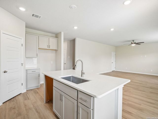 4614 Yellowstone Way, San Antonio, TX 78245