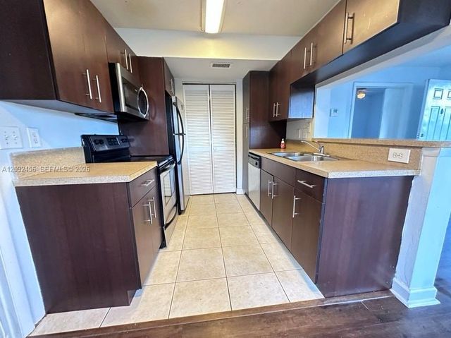 3930 NW 87th Avenue 3930, Sunrise, FL 33351