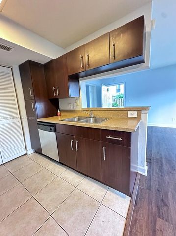 3930 NW 87th Avenue 3930, Sunrise, FL 33351