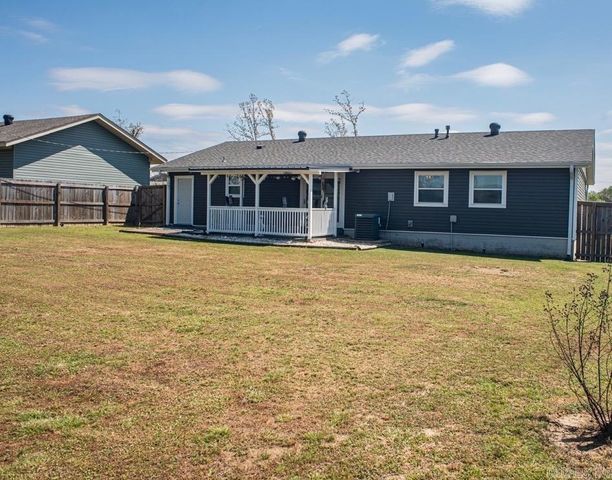 16 Walnut Valley, Little Rock, AR 72211