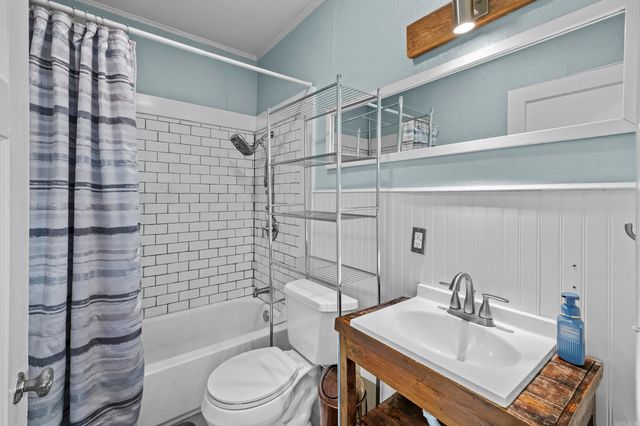 404 W M Avenue, North Little Rock, AR 72116