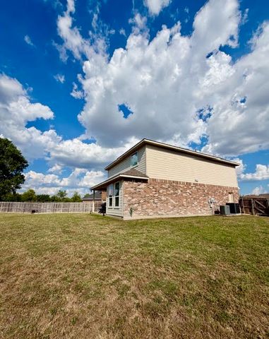 6837 Waterhill Lane, Fort Worth, TX 76179