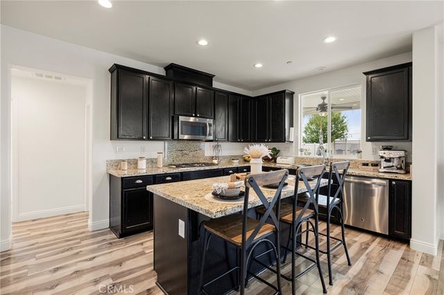 31048 Waterton Court, Murrieta, CA 92563