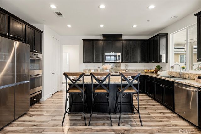 31048 Waterton Court, Murrieta, CA 92563