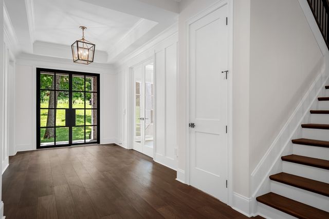 1310 Lipscomb Dr, Brentwood, TN 37027