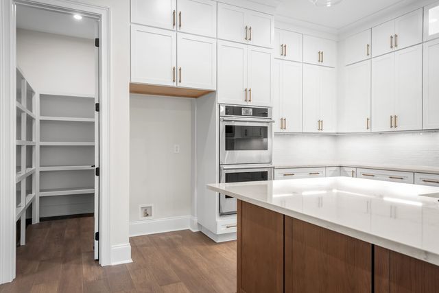 1310 Lipscomb Dr, Brentwood, TN 37027