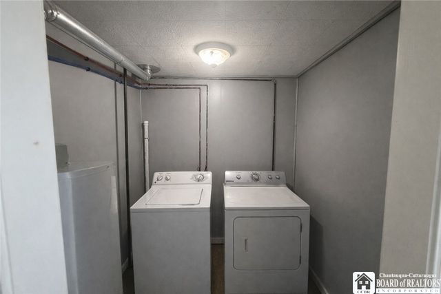 88 Main Street, Hanover, NY 14136