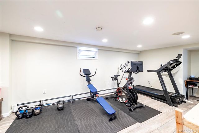 775 Roosevelt Street, Franklin Square, NY 11010