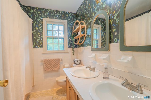 260 Pilgrim Lane, Stratford, CT 06614