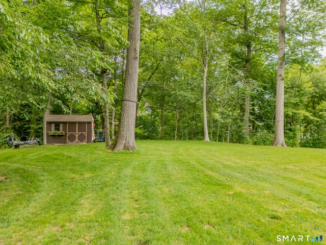 260 Pilgrim Lane, Stratford, CT 06614