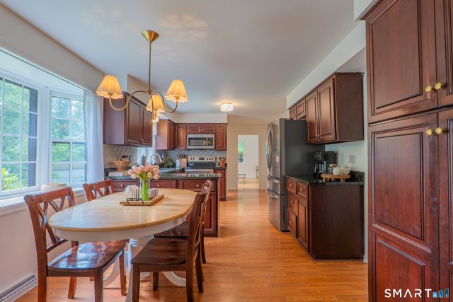 260 Pilgrim Lane, Stratford, CT 06614