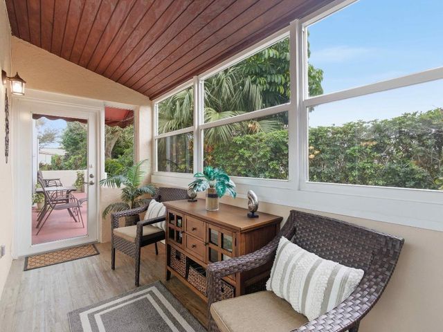 2650 Boundbrook Boulevard 109, West Palm Beach, FL 33406