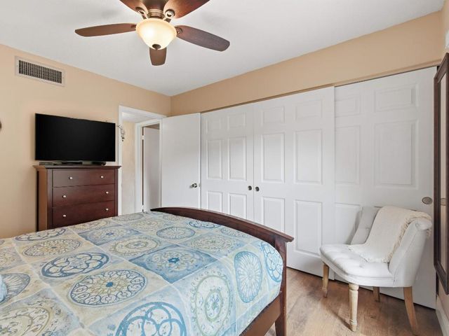 2650 Boundbrook Boulevard 109, West Palm Beach, FL 33406