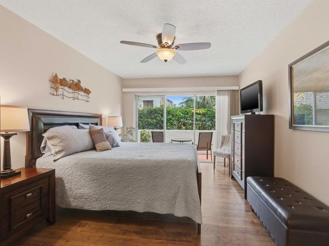 2650 Boundbrook Boulevard 109, West Palm Beach, FL 33406