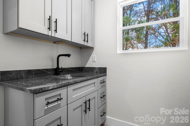 3386 Blackburn Bridge Road, Lincolnton, NC 28092