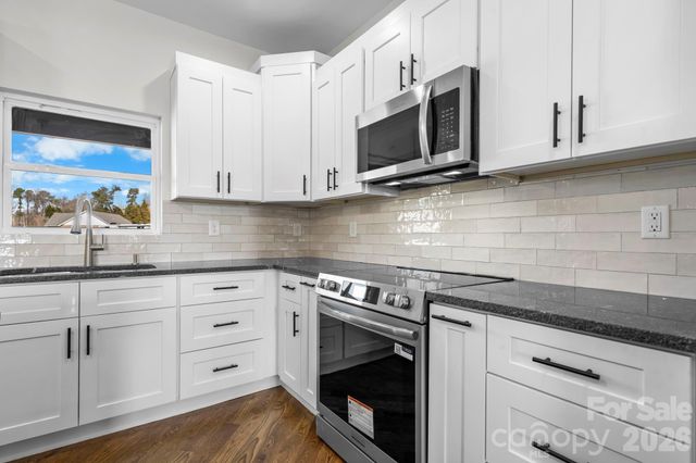 3386 Blackburn Bridge Road, Lincolnton, NC 28092