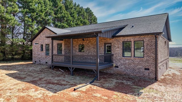 3386 Blackburn Bridge Road, Lincolnton, NC 28092