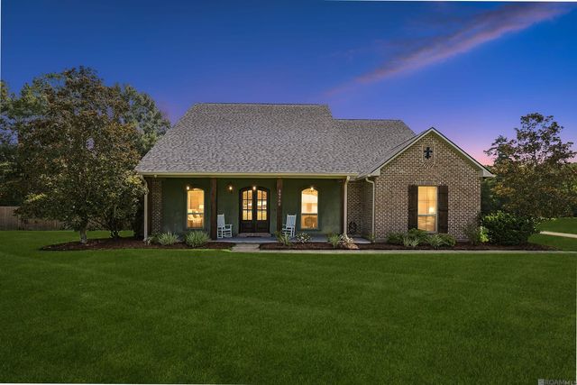 29700 Henderson Ln, Walker, LA 70785