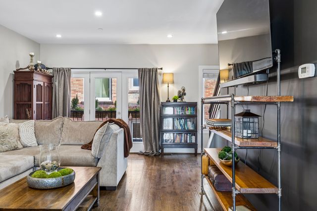 2003 Convent Pl Apt 6, Nashville, TN 37212