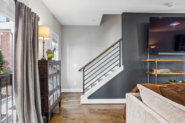 2003 Convent Pl Apt 6, Nashville, TN 37212