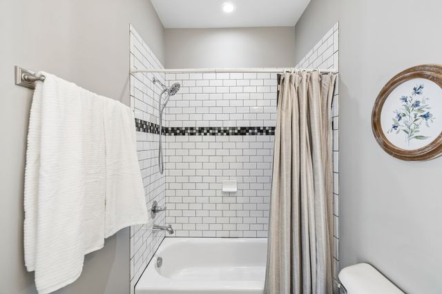 2003 Convent Pl Apt 6, Nashville, TN 37212