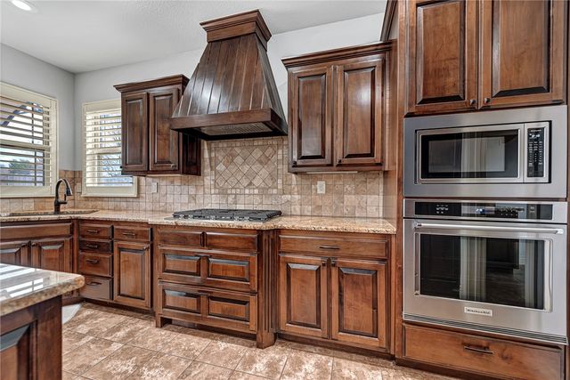 4280 W Water Lilly Court, Fayetteville, AR 72704