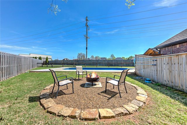 4280 W Water Lilly Court, Fayetteville, AR 72704