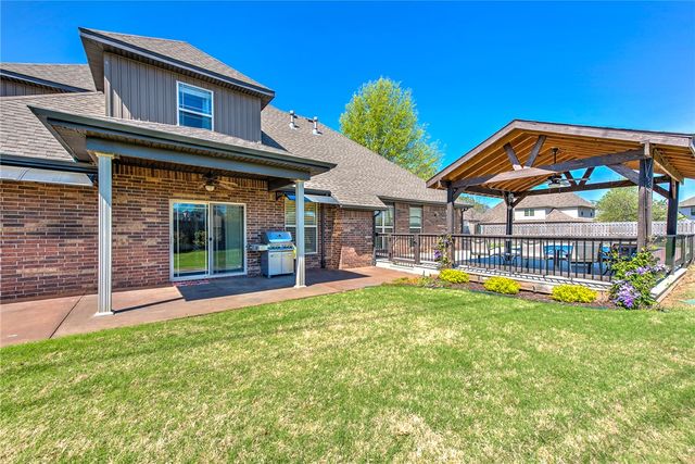 4280 W Water Lilly Court, Fayetteville, AR 72704