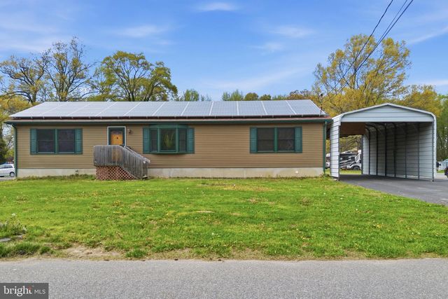 38 N DUPONT RD, Carneys Point, NJ 08069