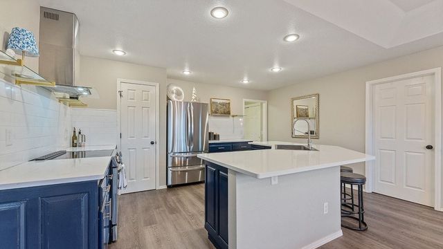 1 Evelynia Circle, Bella Vista, AR 72715