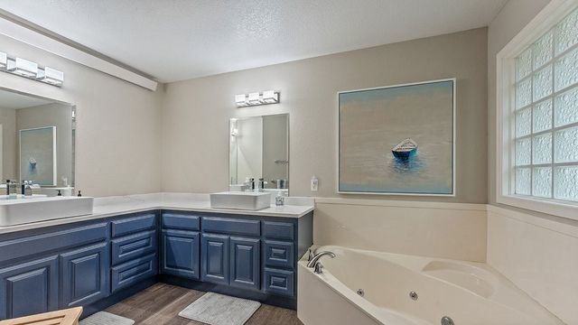 1 Evelynia Circle, Bella Vista, AR 72715