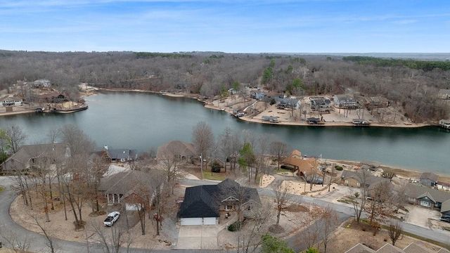 1 Evelynia Circle, Bella Vista, AR 72715