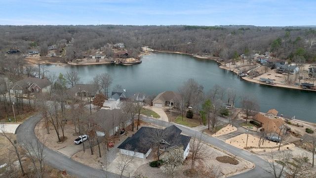 1 Evelynia Circle, Bella Vista, AR 72715