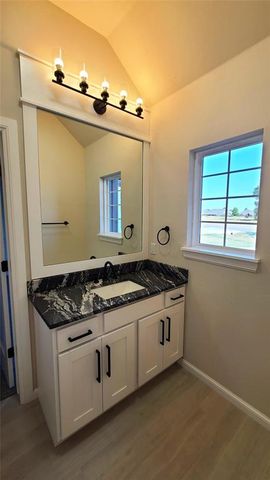 1308 W Harvard Way, Mustang, OK 73064