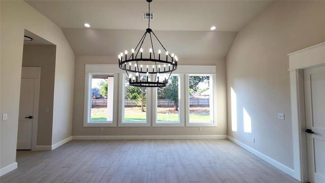 1308 W Harvard Way, Mustang, OK 73064