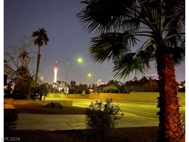 2708 West Oakey Boulevard, Las Vegas, NV 89102
