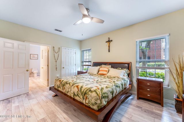 10901 BURNT MILL Road 2402, Jacksonville, FL 32256